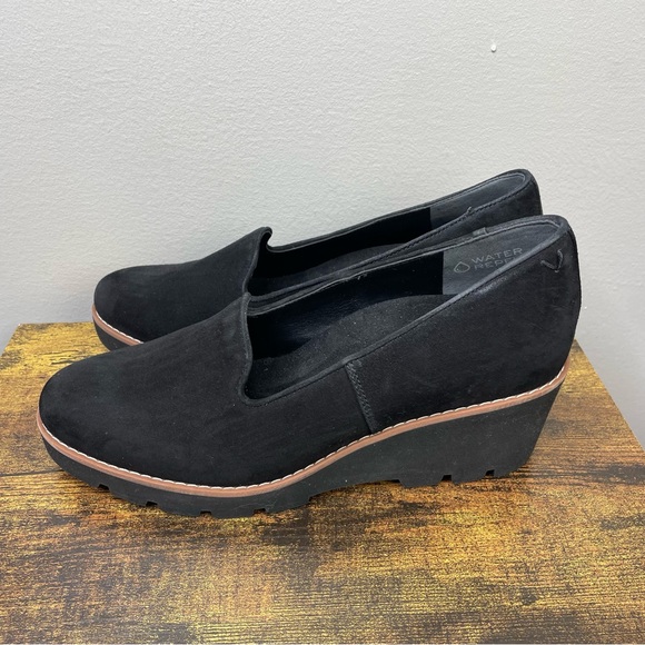 Vionic Black Suede Wedge Shoes Comfort Preppy Office Casual Size 9.5 - Picture 1 of 7